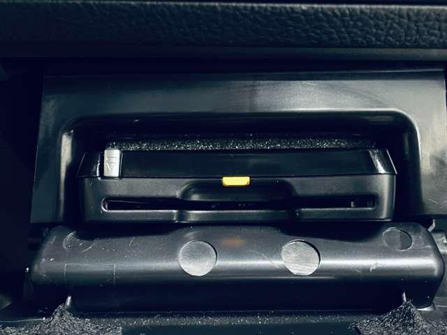 レガシィアウトバック リミテッド フルセグ付カロッツェリアHDDナビ!DVD再生可!BT!アイサイトVER.3!X-MODE!SIドライブ!アイドリングS!黒革シート!Pシート&Sヒーター!純正18AW!禁煙車!(10枚目)