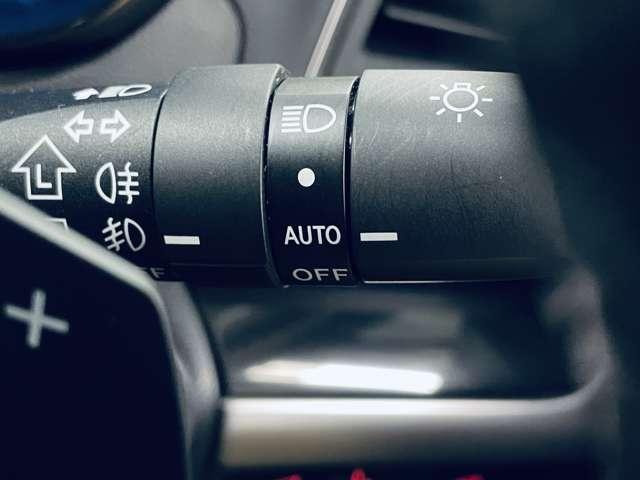 レガシィアウトバック リミテッド フルセグ付カロッツェリアHDDナビ!DVD再生可!BT!アイサイトVER.3!X-MODE!SIドライブ!アイドリングS!黒革シート!Pシート&Sヒーター!純正18AW!禁煙車!(11枚目)