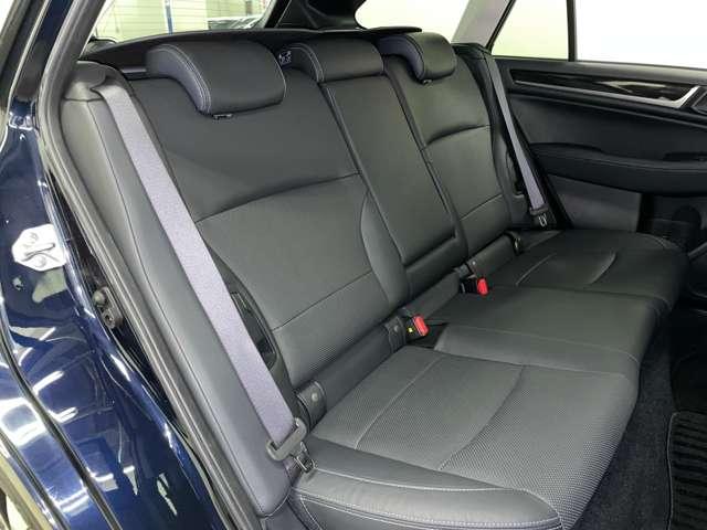 レガシィアウトバック リミテッド フルセグ付カロッツェリアHDDナビ!DVD再生可!BT!アイサイトVER.3!X-MODE!SIドライブ!アイドリングS!黒革シート!Pシート&Sヒーター!純正18AW!禁煙車!(17枚目)