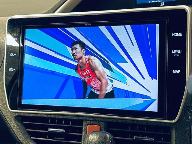 ヴォクシー ＺＳ　煌ＩＩ　フルセグ付純正１０．５インチＳＤナビ＆１２．１インチＦＤＭ！ＤＶＤ再生可！ＢＴ！バックガイドモニター！セーフティセンス！アイドリングストップ！両側パワスラ！純正ＡＷ！禁煙車！（9枚目）