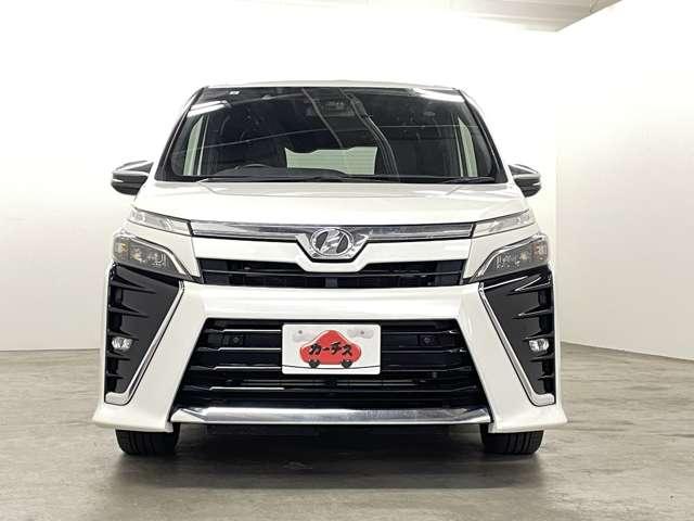 ヴォクシー ＺＳ　煌ＩＩ　フルセグ付純正１０．５インチＳＤナビ＆１２．１インチＦＤＭ！ＤＶＤ再生可！ＢＴ！バックガイドモニター！セーフティセンス！アイドリングストップ！両側パワスラ！純正ＡＷ！禁煙車！（27枚目）