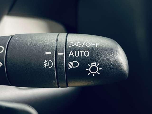 デリカミニ T プレミアム 純正9インチディスプレイオーディオ!BT!マルチアラウンドM!MI-PILOT!Eアシスト!両側パワスラ!ブラックルーフ!純正15インチAW!ルーフレール!ヒーター付合皮コンビシート!禁煙車!(12枚目)