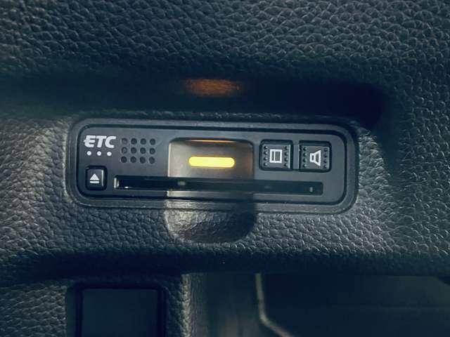 N-BOXカスタム G・Lホンダセンシング フルセグ付ストラーダSDナビ!走行中TV/DVD視聴可!BT!バックカメラ!ホンダセンシング!ACC!LKAS!アイドリングストップ!パワースライドドア!純正AW!LEDヘッド!(13枚目)