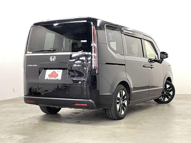 ステップワゴン e:HEVエアー フルセグ付9インチGATHERSナビ!走行中TV/DVD視聴可!BT!バックカメラ!純正15.6インチFDM!ホンダセンシング!ACC!LKAS!両側パワスラ!純正AW!(5枚目)