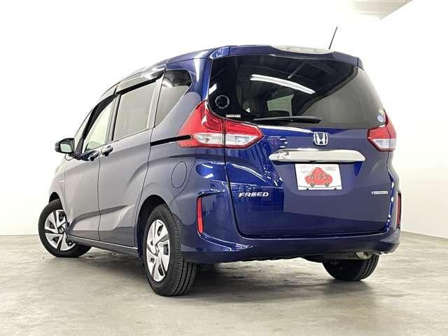 フリードハイブリッド ハイブリッド・Gホンダセンシング フルセグ付ギャザーズ9インチインターナビ!DVD再生可!BLUETOOTH!バック&フロントモニター!ホンダセンシング!両側パワスラ!LEDヘッドランプ!ウインカーミラー!(27枚目)