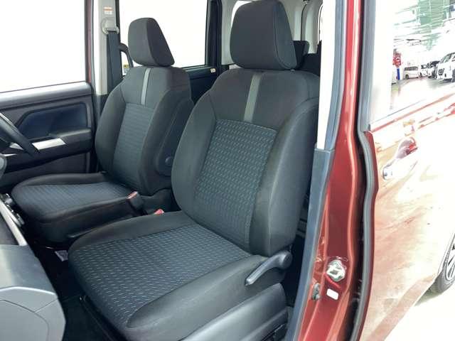 「助手席」　シートなどの状態も良く、目立つような傷や汚れはありません！