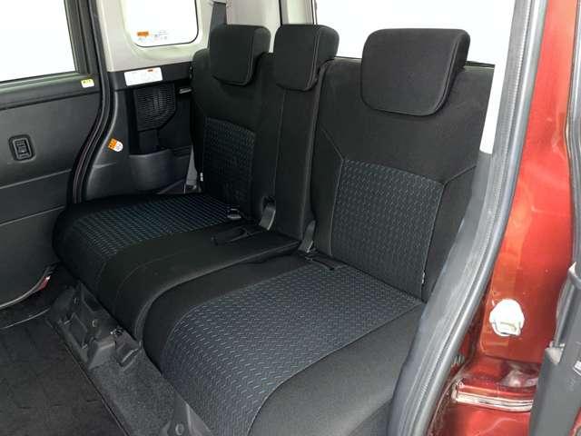 「２ｎｄシート」２列目は大人がゆったり座るスペースがあります♪