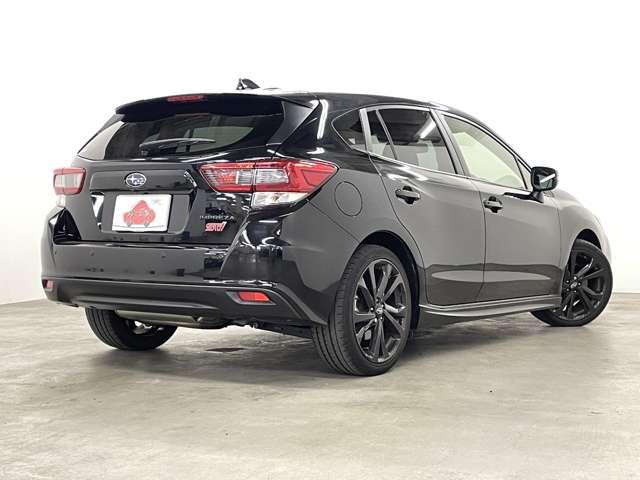 インプレッサスポーツ ＳＴＩスポーツ　フルセグ付純正ＯＰナビ！ＤＶＤ／ＢＤ再生可！ＢＴ！バック＆サイドカメラ！アイサイトコアテクノロジー＆セイフティプラス！アイドリングストップ！ＳＩ－ＤＲＩＶＥ！純正１８インチＡＷ！禁煙車！（5枚目）