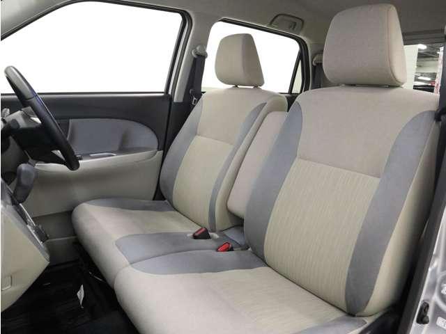 ピクシスジョイ Ｆ　Ｇ　ＳＡＩＩ　ワンセグ付純正ＳＤナビ！ＢＬＵＥＴＯＯＴＨ！スマートアシストＩＩ！アイドリングストップ！純正ＡＷ！ＬＥＤヘッドランプ＆ＬＥＤフォグ！革巻ステアリング！オートライト！キーフリーシステム！（19枚目）