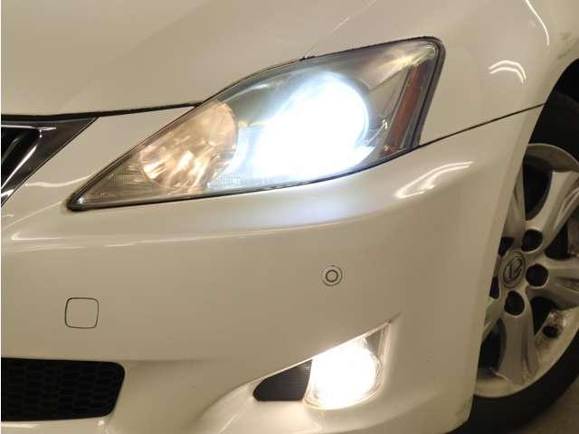 ＩＳ ＩＳ２５０　純正ＨＤＤナビ！バックガイドモニター！プリクラッシュセーフティ！純正ＡＷ！ディスチャージ！ウインカーミラー！フォグランプ！クリアランスソナー！パワーシート！革巻ステアリング！（7枚目）