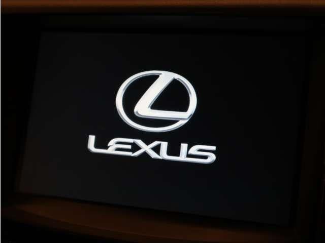 ＩＳ ＩＳ２５０　純正ＨＤＤナビ！バックガイドモニター！プリクラッシュセーフティ！純正ＡＷ！ディスチャージ！ウインカーミラー！フォグランプ！クリアランスソナー！パワーシート！革巻ステアリング！（8枚目）