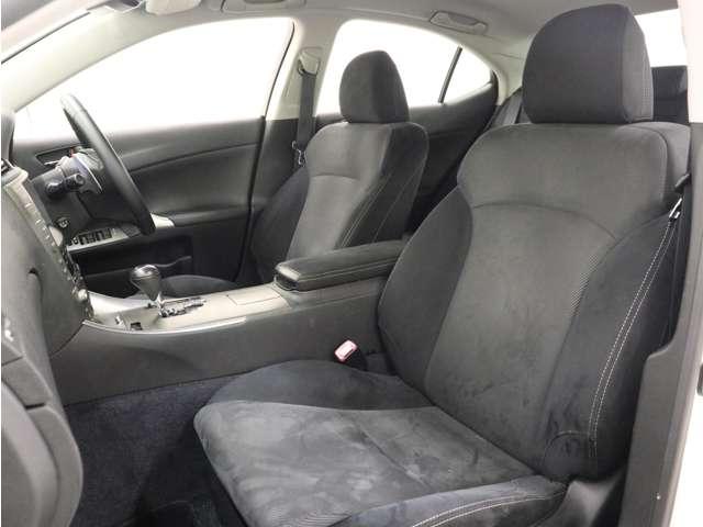 ＩＳ ＩＳ２５０　純正ＨＤＤナビ！バックガイドモニター！プリクラッシュセーフティ！純正ＡＷ！ディスチャージ！ウインカーミラー！フォグランプ！クリアランスソナー！パワーシート！革巻ステアリング！（23枚目）