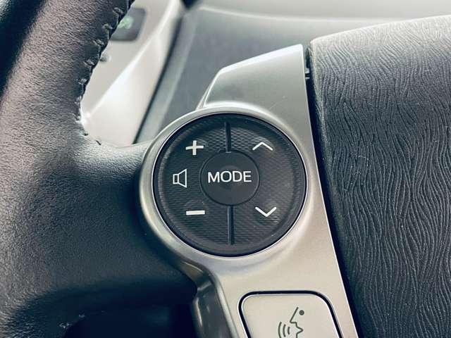 プリウスアルファ Ｓツーリングセレクション　フルセグ付純正８インチＳＤナビ！走行中ＴＶ／ＤＶＤ視聴可！ＢＴ！バックガイドモニター！純正１７インチＡＷ！リアスポイラー！革巻ステアリング！ステアリングスイッチ！シートリフター！禁煙車！（12枚目）