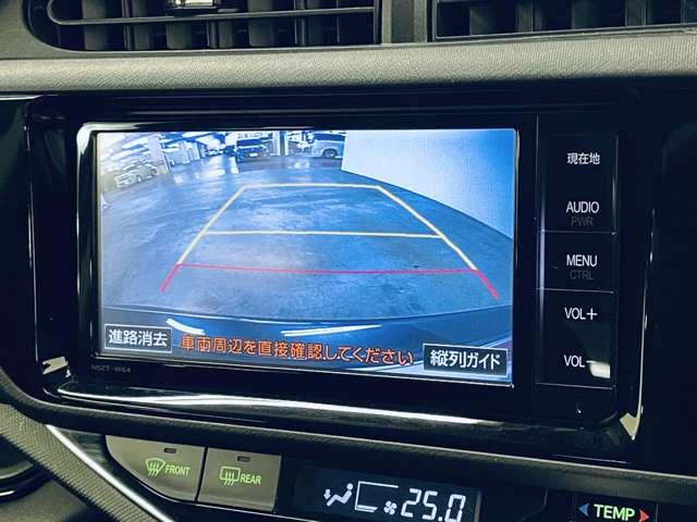 アクア Ｇ　フルセグ付純正ＳＤナビ！ＤＶＤ再生可！ＢＬＵＥＴＯＯＴＨ！バックガイドモニター！ウインカーミラー！ボイスコーナーセンサー！革巻ステアリング！オートライト！スマートキー！ビルトインＥＴＣ！禁煙車！（10枚目）