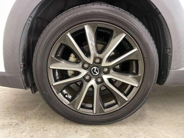 「純正アルミホイール」純正１８インチアルミホイール！各メーカー社外ホイールの販売も承ります。