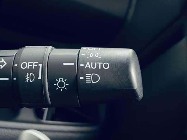 Ｎ－ＢＯＸカスタム Ｇ・Ｌターボホンダセンシング　フルセグ付８インチＧＡＴＨＥＲＳインターナビ！走行中ＴＶ／ＤＶＤ視聴可！ＢＴ！バックカメラ！ホンダセンシング！ＡＣＣ！ＬＫＡＳ！アイドリングストップ！両側パワスラ！純正１５インチＡＷ！（13枚目）