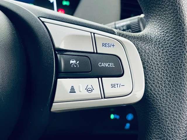 フィット ｅ：ＨＥＶネス　禁煙車！ホンダセンシング！アダプティブクルーズコントロール！フルセグ付きナビ！バックモニター！ＥＴＣ！ＬＥＤヘッドライト！オートライト！（6枚目）