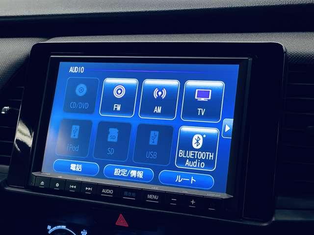 フィット ｅ：ＨＥＶネス　禁煙車！ホンダセンシング！アダプティブクルーズコントロール！フルセグ付きナビ！バックモニター！ＥＴＣ！ＬＥＤヘッドライト！オートライト！（8枚目）