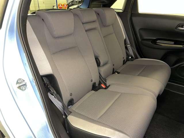 フィット ｅ：ＨＥＶネス　禁煙車！ホンダセンシング！アダプティブクルーズコントロール！フルセグ付きナビ！バックモニター！ＥＴＣ！ＬＥＤヘッドライト！オートライト！（16枚目）