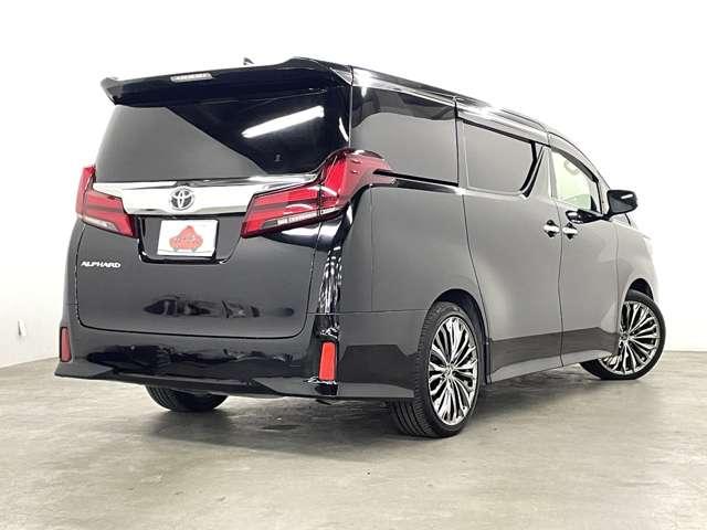 アルファード ２．５Ｓ　Ｃパッケージ　フルセグ付アルパイン１１インチナビ＆１２．８インチＦＤＭ！ＤＶＤ再生可！ＢＴ！Ｂモニター！セーフティセンス！ＢＳＭ！ＷＳＲ！両側パワスラ！社外２０インチＡＷ！ＬＥＤヘッドランプ！禁煙車！（5枚目）