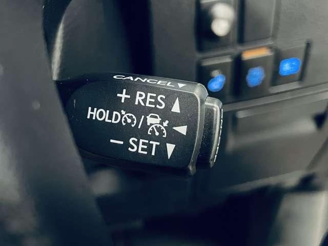 アルファード ２．５Ｓ　Ｃパッケージ　フルセグ付アルパイン１１インチナビ＆１２．８インチＦＤＭ！ＤＶＤ再生可！ＢＴ！Ｂモニター！セーフティセンス！ＢＳＭ！ＷＳＲ！両側パワスラ！社外２０インチＡＷ！ＬＥＤヘッドランプ！禁煙車！（18枚目）