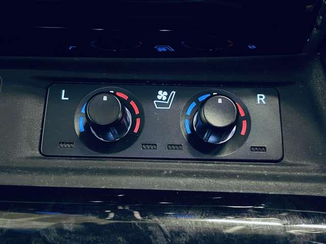 アルファード ２．５Ｓ　Ｃパッケージ　フルセグ付アルパイン１１インチナビ＆１２．８インチＦＤＭ！ＤＶＤ再生可！ＢＴ！Ｂモニター！セーフティセンス！ＢＳＭ！ＷＳＲ！両側パワスラ！社外２０インチＡＷ！ＬＥＤヘッドランプ！禁煙車！（20枚目）