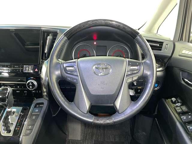 アルファード ２．５Ｓ　Ｃパッケージ　フルセグ付アルパイン１１インチナビ＆１２．８インチＦＤＭ！ＤＶＤ再生可！ＢＴ！Ｂモニター！セーフティセンス！ＢＳＭ！ＷＳＲ！両側パワスラ！社外２０インチＡＷ！ＬＥＤヘッドランプ！禁煙車！（27枚目）