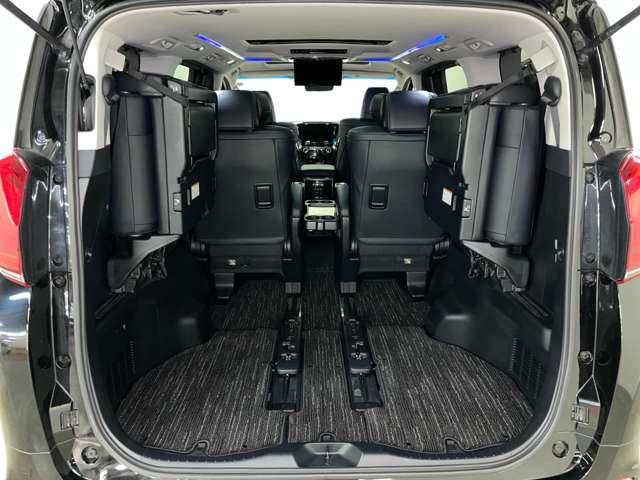 アルファード ２．５Ｓ　Ｃパッケージ　フルセグ付アルパイン１１インチナビ＆１２．８インチＦＤＭ！ＤＶＤ再生可！ＢＴ！Ｂモニター！セーフティセンス！ＢＳＭ！ＷＳＲ！両側パワスラ！社外２０インチＡＷ！ＬＥＤヘッドランプ！禁煙車！（28枚目）