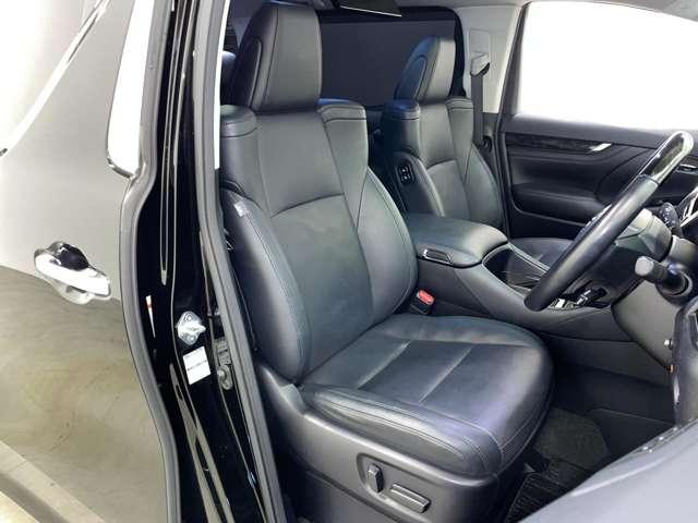 アルファード ２．５Ｓ　Ｃパッケージ　フルセグ付アルパイン１１インチナビ＆１２．８インチＦＤＭ！ＤＶＤ再生可！ＢＴ！Ｂモニター！セーフティセンス！ＢＳＭ！ＷＳＲ！両側パワスラ！社外２０インチＡＷ！ＬＥＤヘッドランプ！禁煙車！（30枚目）