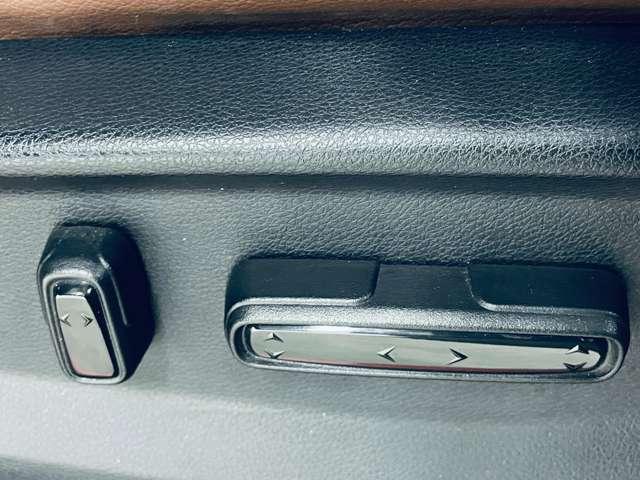 ＣＲ－Ｖハイブリッド ＥＸ・マスターピース　フルセグ付ＧＡＴＨＥＲＳインターナビ！ＤＶＤ再生可！ＢＴ！バックカメラ！ホンダセンシング！ＡＣＣ！ＬＫＡＳ！電動パノラミックサンルーフ！Ｐバックドア！純正１８インチＡＷ！ルーフレール！禁煙車！（17枚目）