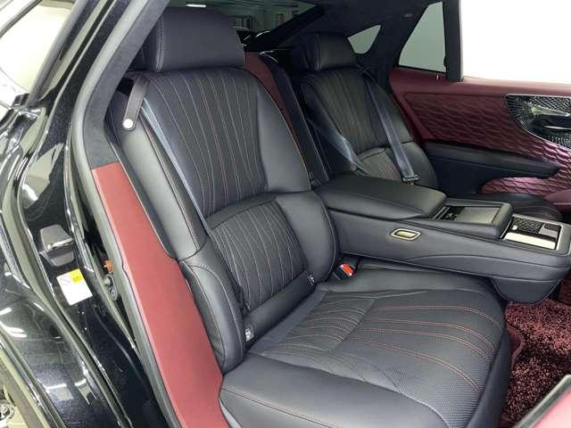 ＬＳ ＬＳ５００　エグゼクティブ　切子調カットグラス！フルセグ付１２．３インチディスプレイ！リアエンターテインメント！！セーフティシステムプラス！ムーンルーフ！レザーシート！Ｐシート＆Ｓヒーター＆ベンチレーター！ＯＰ２０インチＡＷ！（23枚目）