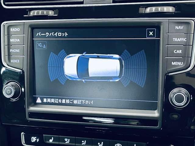 ゴルフR ベースグレード DISCOVER-PRO!フルセグTV!走行中TV/DVD視聴可!BT!プリクラッシュセーフティシステム!スタート/ストップ!パークパイロット!ADVAN-RACING19インチAW!(13枚目)