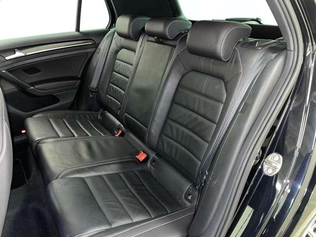 ゴルフR ベースグレード DISCOVER-PRO!フルセグTV!走行中TV/DVD視聴可!BT!プリクラッシュセーフティシステム!スタート/ストップ!パークパイロット!ADVAN-RACING19インチAW!(23枚目)