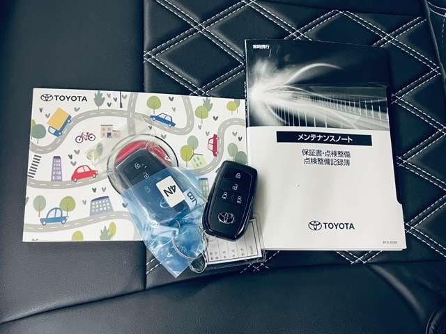 シエンタ ハイブリッドＺ　フルセグ付純正１０．５インチディスプレイオーディオ！走行中ＴＶ視聴可！ＢＴ！パノラミックビューＭ！セーフティセンス！両側パワスラ！モデリスタエアロＰ＆ＡＷ！ＢＳＭ！革巻ステアリング！禁煙車！（17枚目）