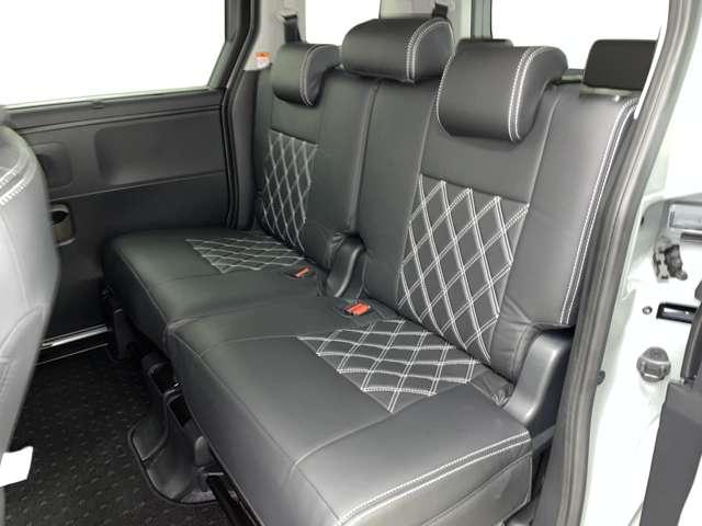 シエンタ ハイブリッドＺ　フルセグ付純正１０．５インチディスプレイオーディオ！走行中ＴＶ視聴可！ＢＴ！パノラミックビューＭ！セーフティセンス！両側パワスラ！モデリスタエアロＰ＆ＡＷ！ＢＳＭ！革巻ステアリング！禁煙車！（21枚目）