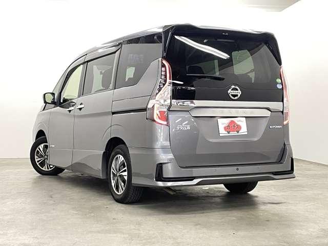 セレナ e-パワー ハイウェイスターV フルセグ付純正9インチナビ!走行中TV/DVD/BD視聴可!BT!アラウンドビューM!純正FDM!プロパイロット!エマージェンシーブレーキ!両側パワスラ!デュアルバックドア!純正AW!禁煙車!(31枚目)