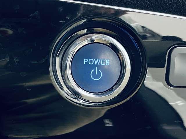 プリウス Sツーリングセレクション フルセグ付純正SDナビ!DVD再生可!BLUETOOTH!バックガイドモニター!純正17インチAW!LEDヘッドランプ&LEDフォグ!ウインカーミラー!ブラック合皮シート!シートヒーター!禁煙車!(12枚目)