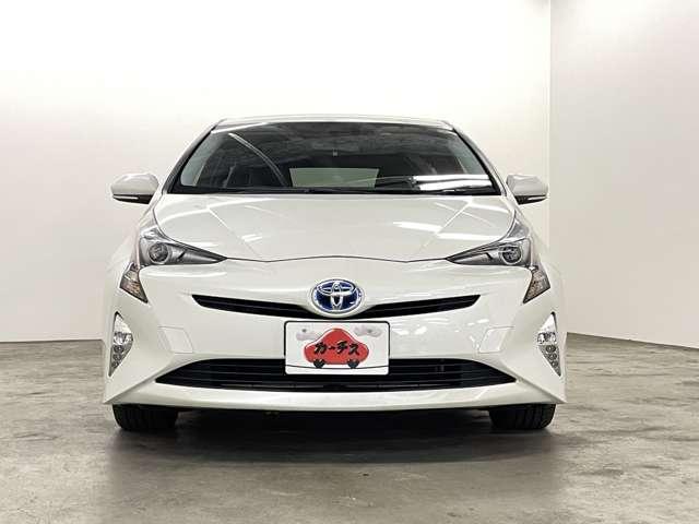 プリウス Sツーリングセレクション フルセグ付純正SDナビ!DVD再生可!BLUETOOTH!バックガイドモニター!純正17インチAW!LEDヘッドランプ&LEDフォグ!ウインカーミラー!ブラック合皮シート!シートヒーター!禁煙車!(24枚目)