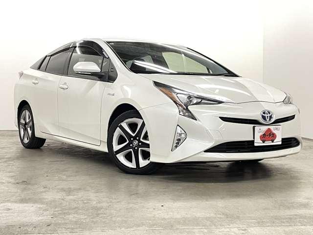 プリウス Sツーリングセレクション フルセグ付純正SDナビ!DVD再生可!BLUETOOTH!バックガイドモニター!純正17インチAW!LEDヘッドランプ&LEDフォグ!ウインカーミラー!ブラック合皮シート!シートヒーター!禁煙車!(26枚目)