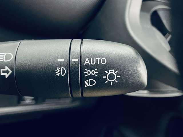 セレナ ｅ－パワー　ＸＶ　フルセグ付ストラーダ１０インチＳＤナビ！ＤＶＤ再生可！ＢＴ！アラウンドビューＭ！プロパイロット！全方位運転支援システム！両側パワスラ！社外ＡＷ！ＬＥＤヘッドランプ！（14枚目）