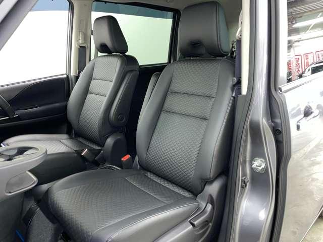 セレナ ｅ－パワー　ＸＶ　フルセグ付ストラーダ１０インチＳＤナビ！ＤＶＤ再生可！ＢＴ！アラウンドビューＭ！プロパイロット！全方位運転支援システム！両側パワスラ！社外ＡＷ！ＬＥＤヘッドランプ！（18枚目）