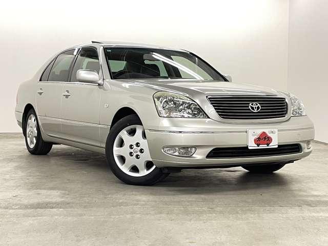 セルシオ Ａ仕様　ｅＲバージョン　純正ＤＶＤナビ！純正６連奏ＣＤチェンジャー！ムーンルーフ！純正１７インチＡＷ！ヒーター付ブラックレザーパワーシート！革巻ステアリング！クルーズＣ！ＨＩＤヘッドライト！フォグ！禁煙車！（29枚目）