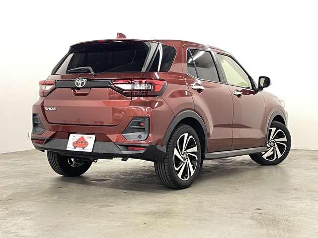 ライズ Ｚ　フルセグ付純正ナビ！ＤＶＤ再生可！ＢＬＵＥＴＯＯＴＨ！パノラミックビューモニター！スマートアシスト！アイドリングストップ！純正１７インチＡＷ！ＬＥＤヘッドランプ＆ＬＥＤフォグ！禁煙車！（5枚目）