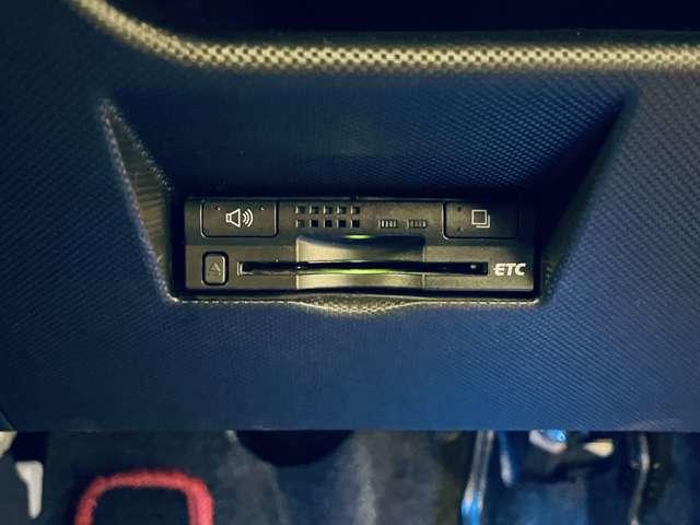 ライズ Ｚ　フルセグ付純正ナビ！ＤＶＤ再生可！ＢＬＵＥＴＯＯＴＨ！パノラミックビューモニター！スマートアシスト！アイドリングストップ！純正１７インチＡＷ！ＬＥＤヘッドランプ＆ＬＥＤフォグ！禁煙車！（14枚目）