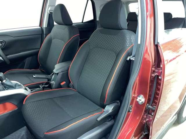 ライズ Ｇ　フルセグ付純正９インチディスプレイオーディオ！ＢＬＵＥＴＯＯＴＨ！バックモニター！スマートアシスト！アイドリングストップ！純正ＡＷ！ＬＥＤヘッドランプ！ウインカーミラー！禁煙車！（12枚目）