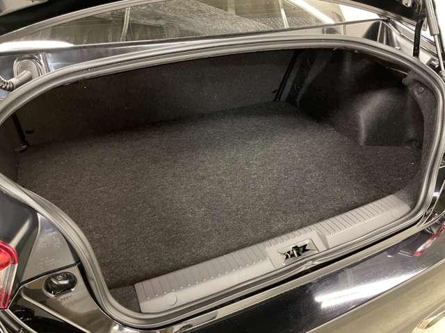 �u�g�����N�X�y�[�X�v�@�J�������傫���̂ő傫�ȉו����e�Ղɐςݍ��߂܂���