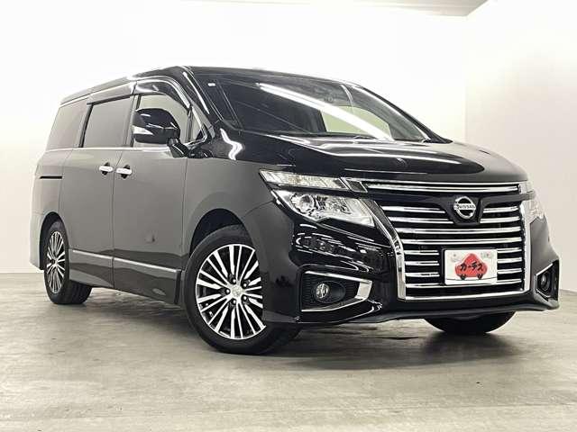 �J�[�`�X�̎ԗ��́A�S�ԂɎԗ���ԕ]�����𖾎����A�C�����̗L���A�ԗ��_���A���A���݁A���h���A�^�C���̍a�A�O���p�[�c�i�p�l���j�����̗L���Ȃǂ�\�L���A�������̂��钆�ÎԔ̔��𑣐i���Ă��܂��B