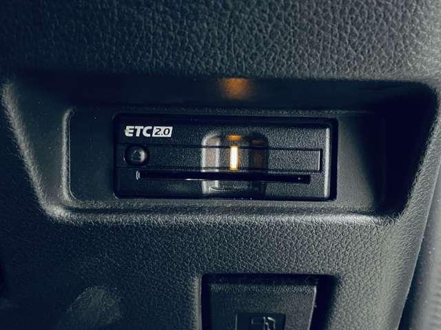 スペーシアカスタム ハイブリッドＸＳターボ　ワンオーナー　禁煙車　スズキセーフティサポート　両側電動スライドドア　純正ナビ　フルセグＴＶ　全方位モイター　ＥＴＣ　純正１５インチアルミホイール　ハーフレザーシート　キーレスプッシュスタート（17枚目）