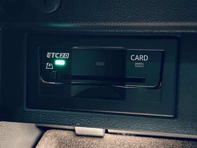 ゴルフ ＴＳＩコンフォートライン　フルセグ付ＤＩＳＣＯＶＥＲ－ＰＲＯ！走行中ＴＶ／ＤＶＤ視聴可！ＢＴ！バックカメラ！プリクラッシュブレーキ！レーンアシスト！スタート／ストップ！純正１７インチＡＷ！革巻ステアリング！禁煙車！（15枚目）