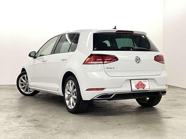 ゴルフ ＴＳＩコンフォートライン　フルセグ付ＤＩＳＣＯＶＥＲ－ＰＲＯ！走行中ＴＶ／ＤＶＤ視聴可！ＢＴ！バックカメラ！プリクラッシュブレーキ！レーンアシスト！スタート／ストップ！純正１７インチＡＷ！革巻ステアリング！禁煙車！（29枚目）